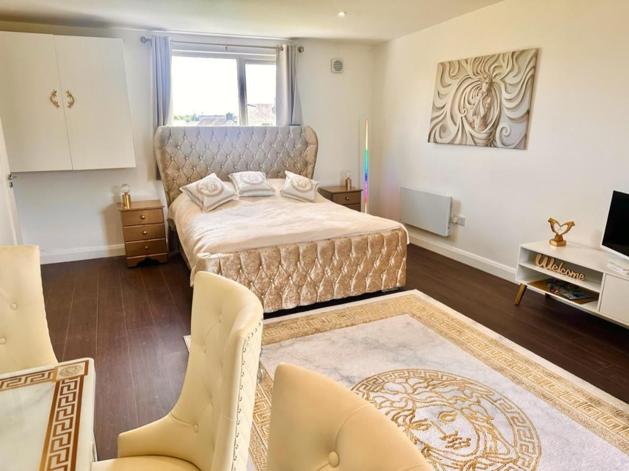 Deluxe Suite