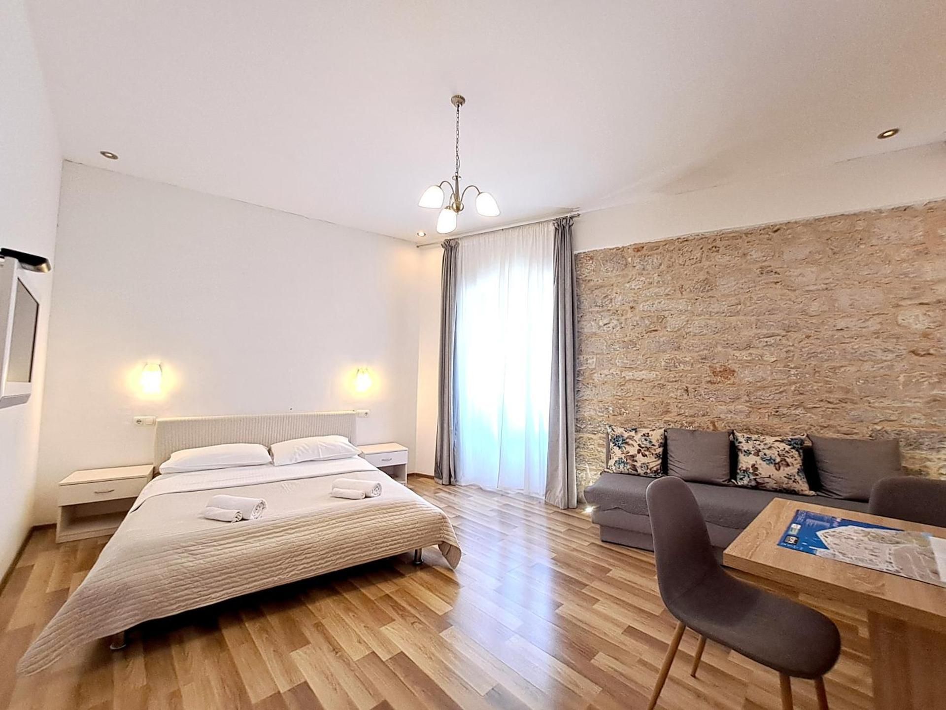Luxury Studio Apartment