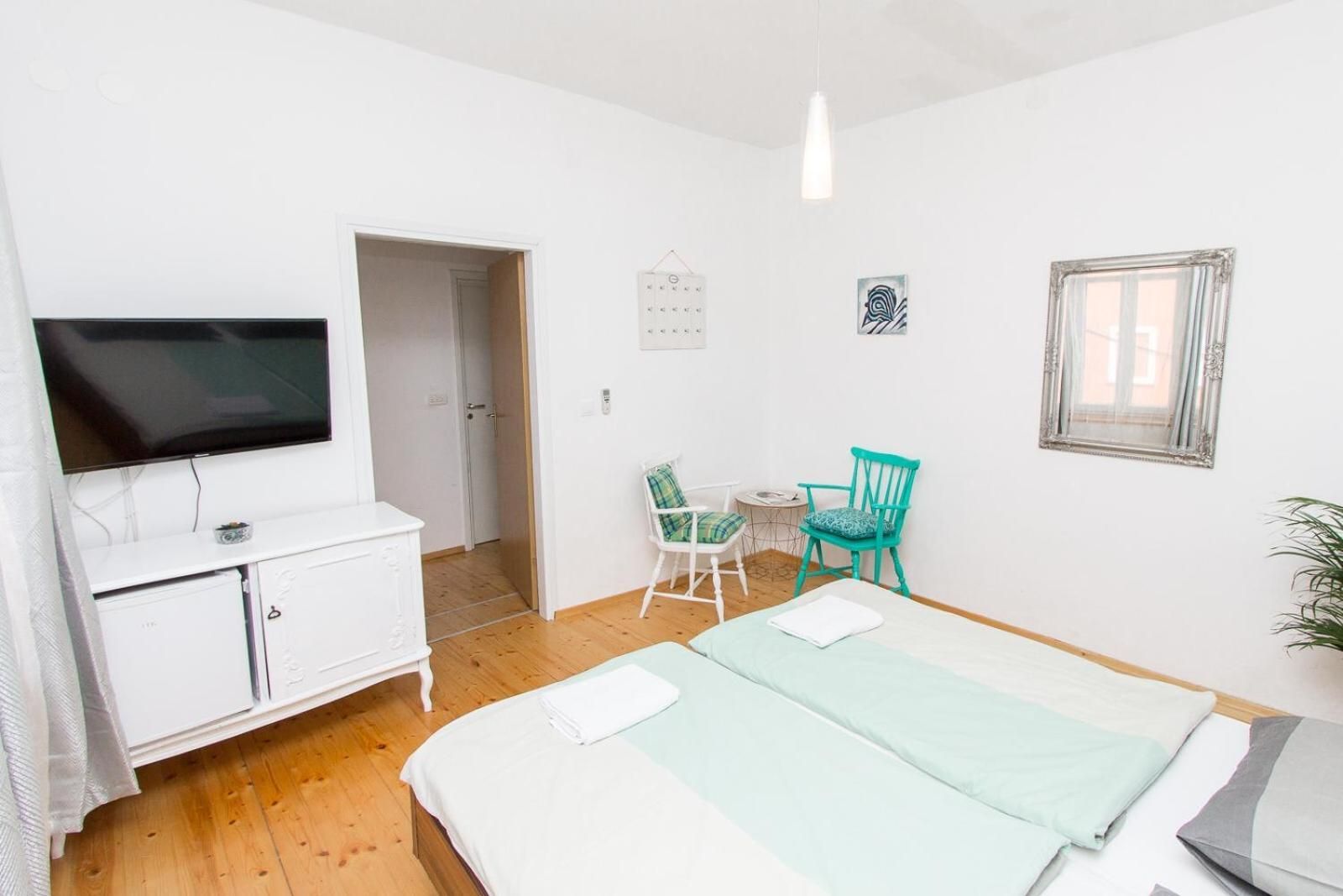 Triple Room with Private Bathroom