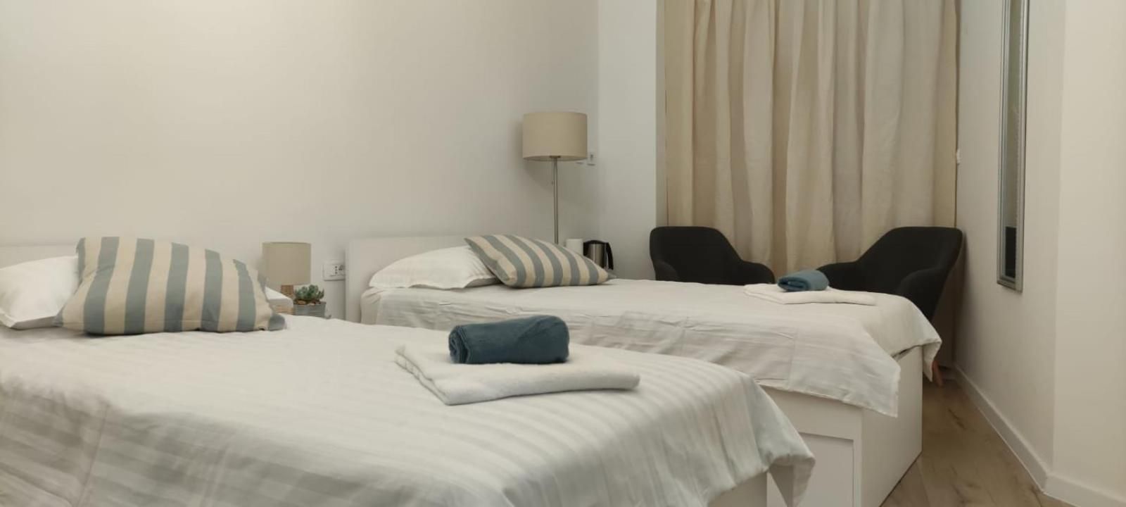 Twin Room with Bathroom