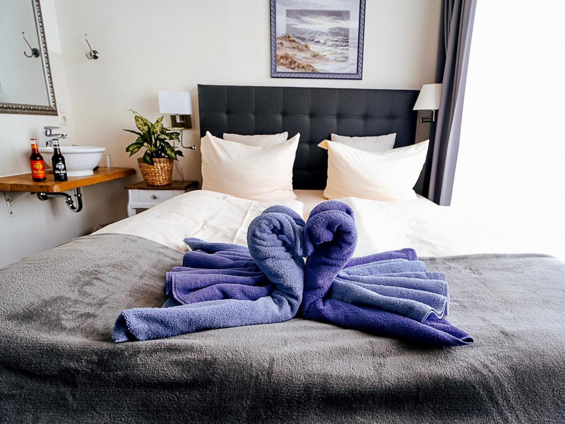 Small Comfort Room