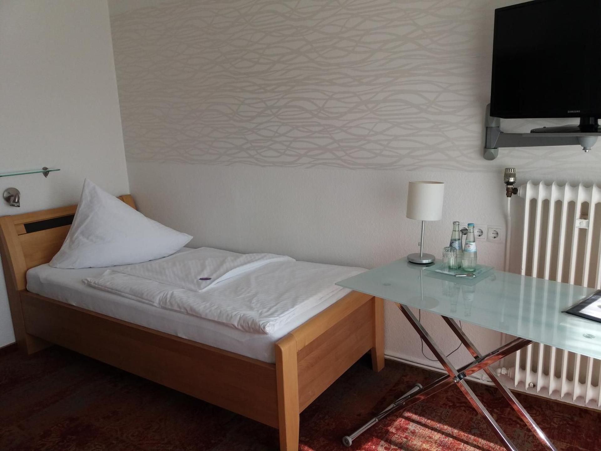 Single Room with Terrace