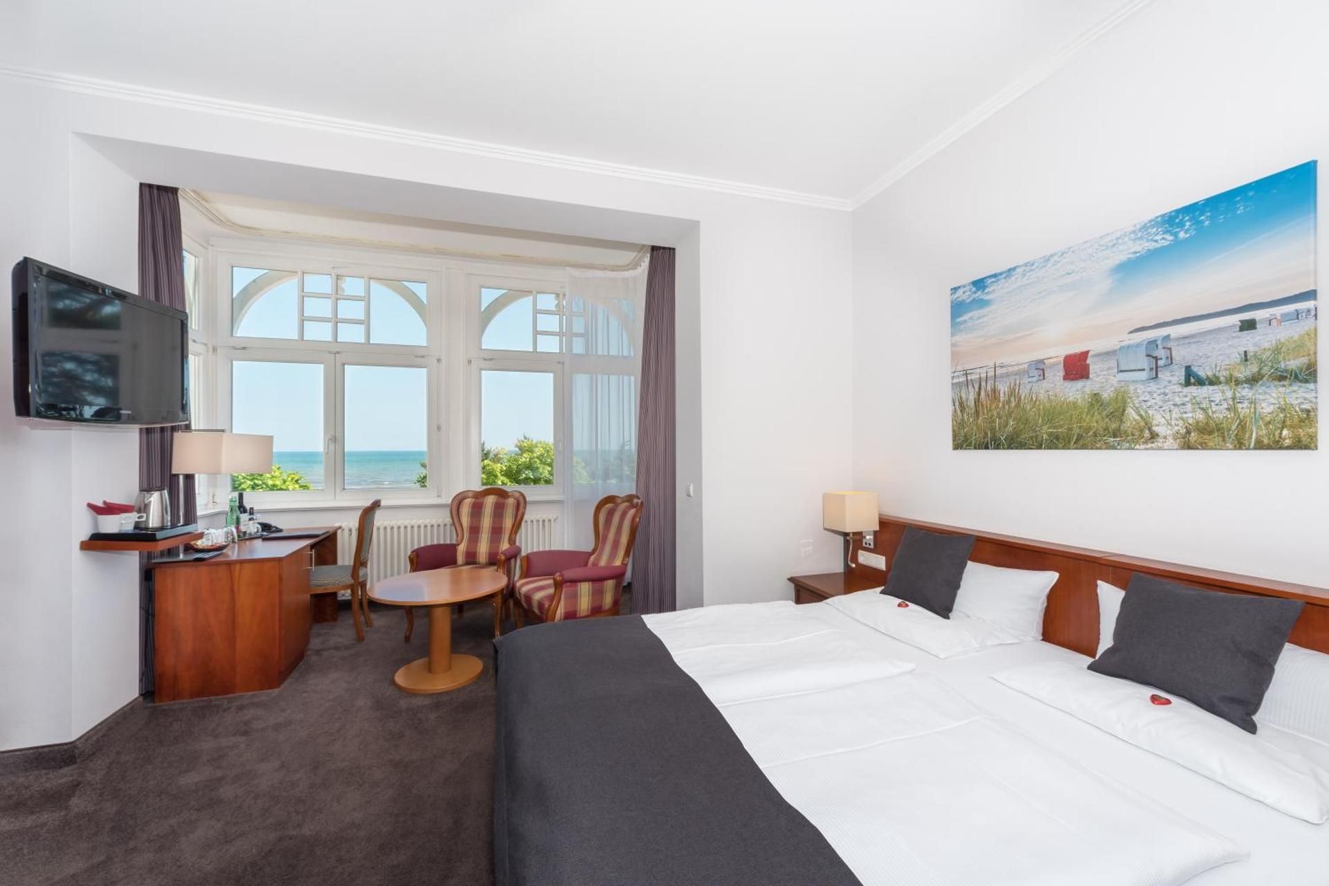 Junior Suite with Panoramic Sea View