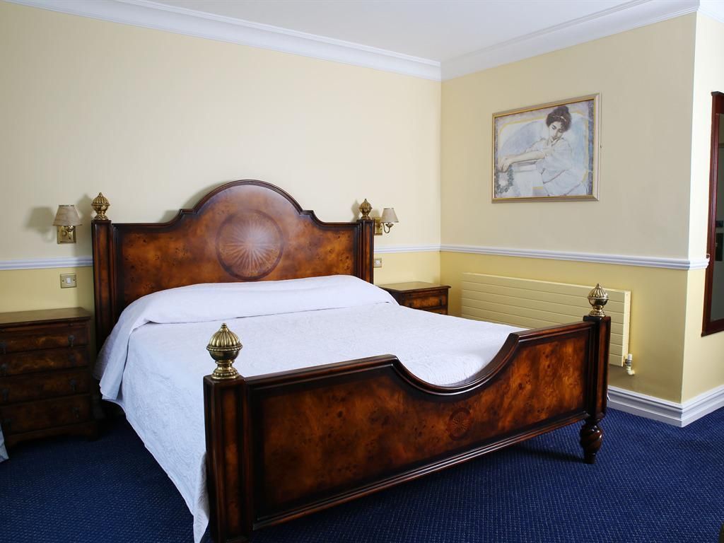 King-Ensuite with Bath-Sea View