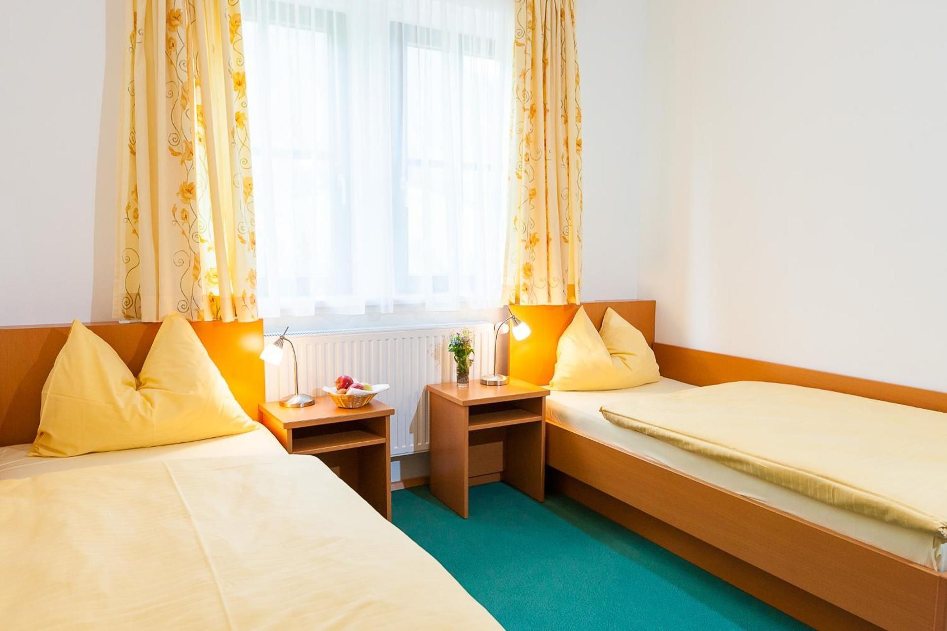 Twin Room with Bathroom