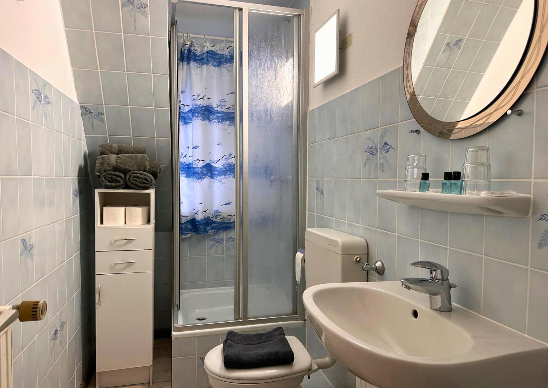 5-Bed Studio