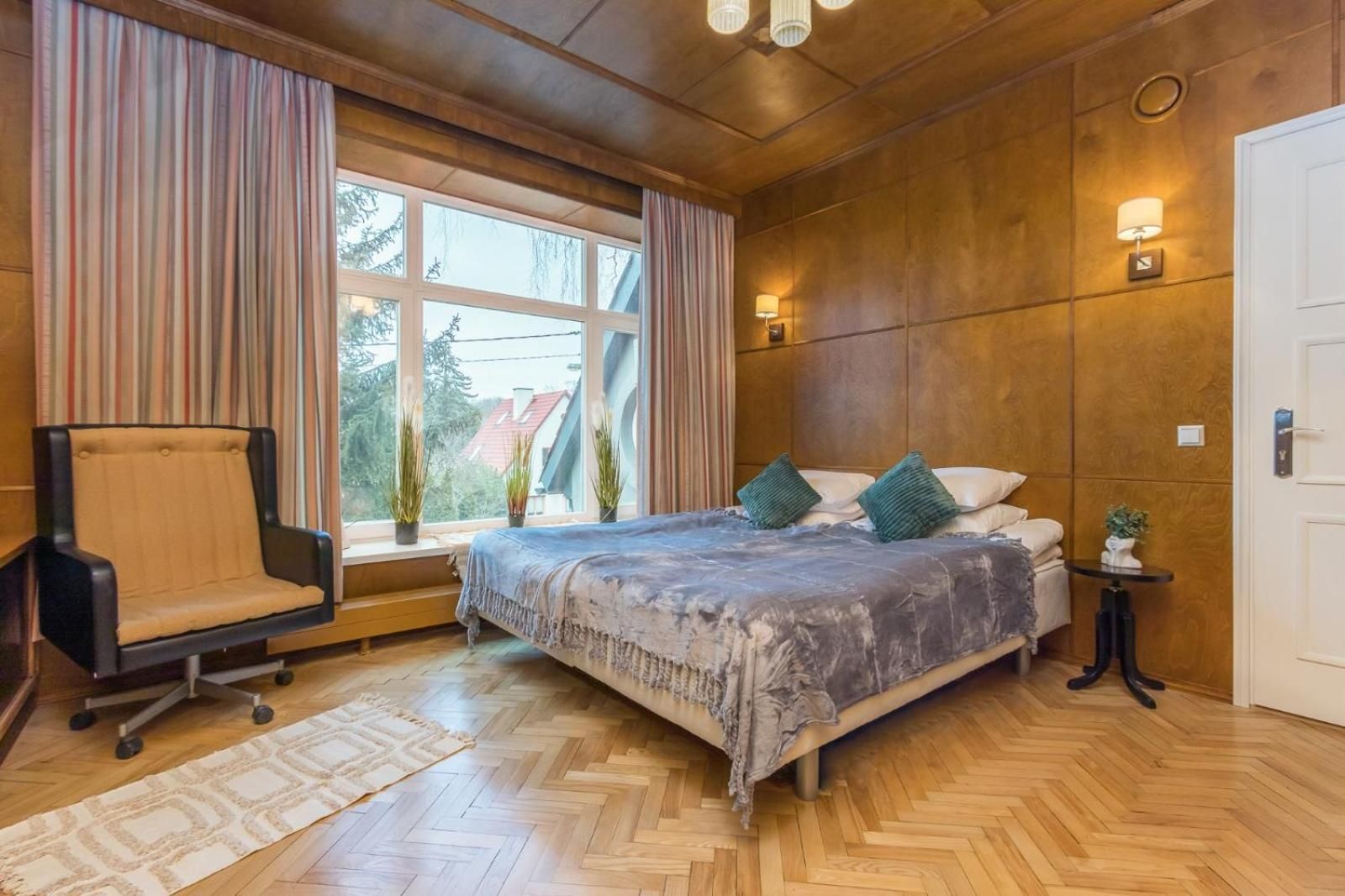 Budget Double Room with Shared Toilet