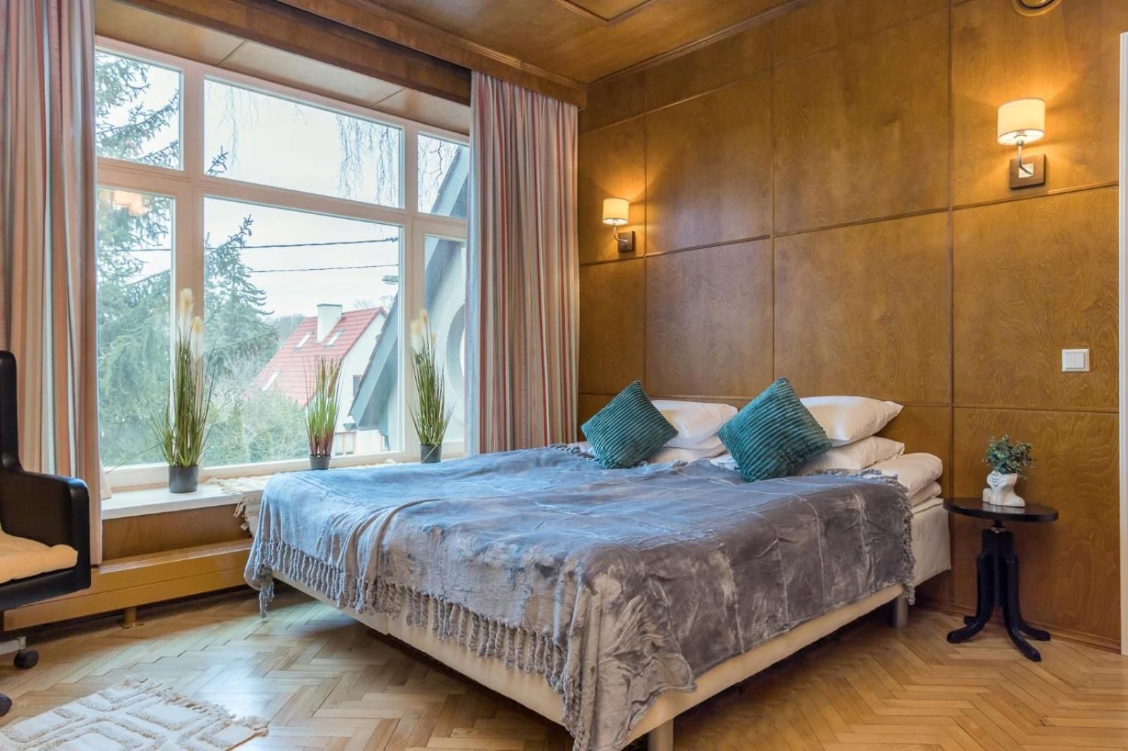 Budget Double Room with Shared Toilet