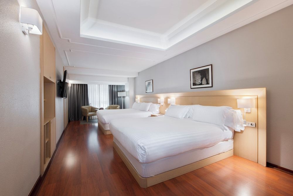 Suites Plaza Hotel & Wellness Junior Room 2