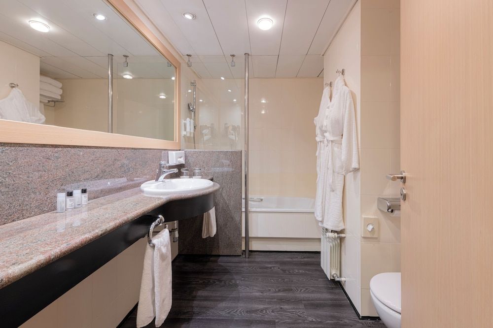 Suites Plaza Hotel & Wellness Junior Room 5