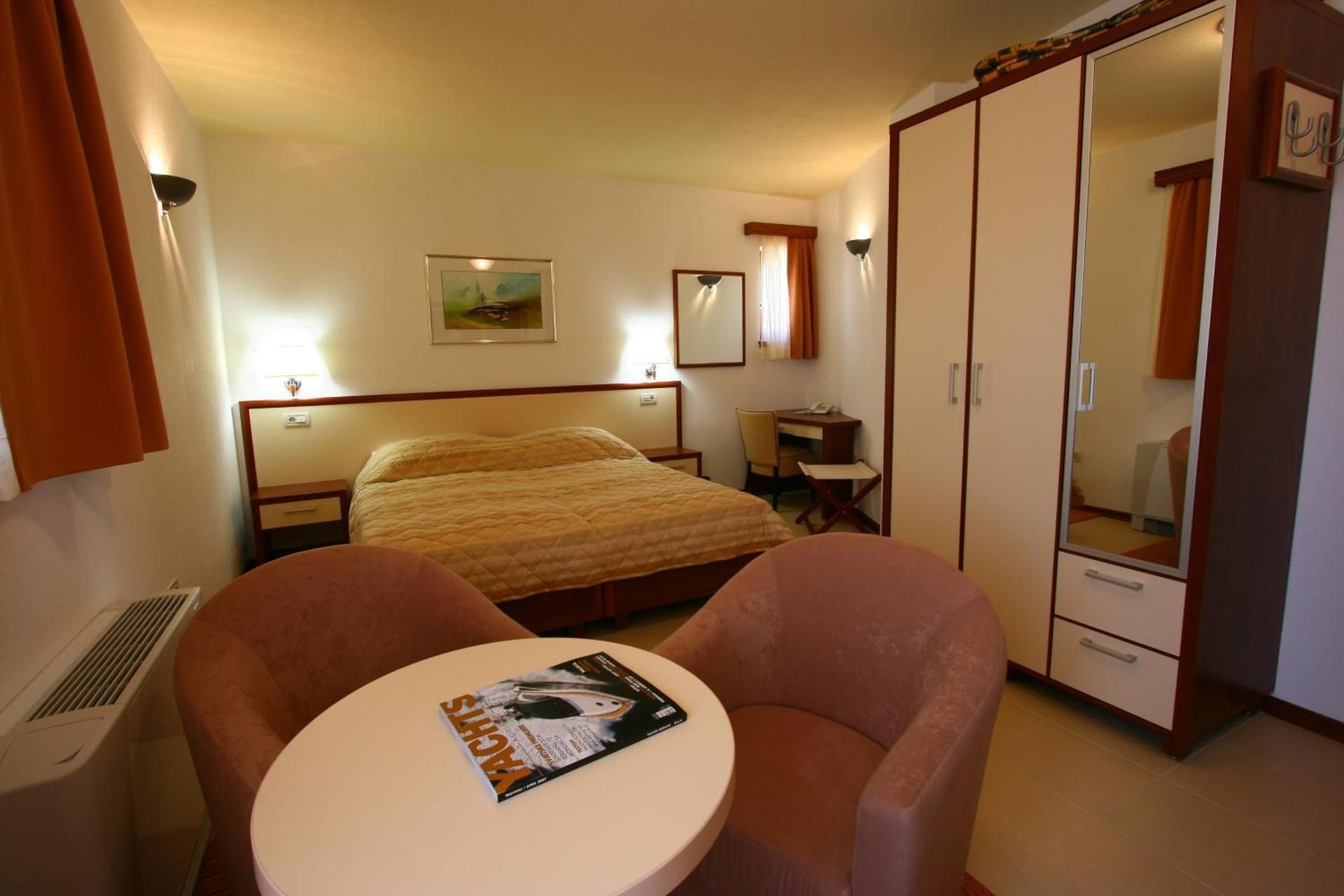 Deluxe Double Room with Balcony and Sea View