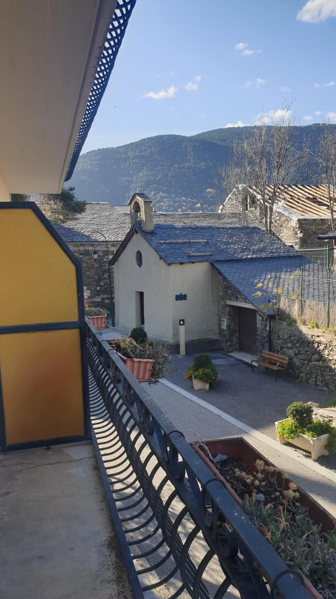 Residencia Aldosa Suite with Balcony