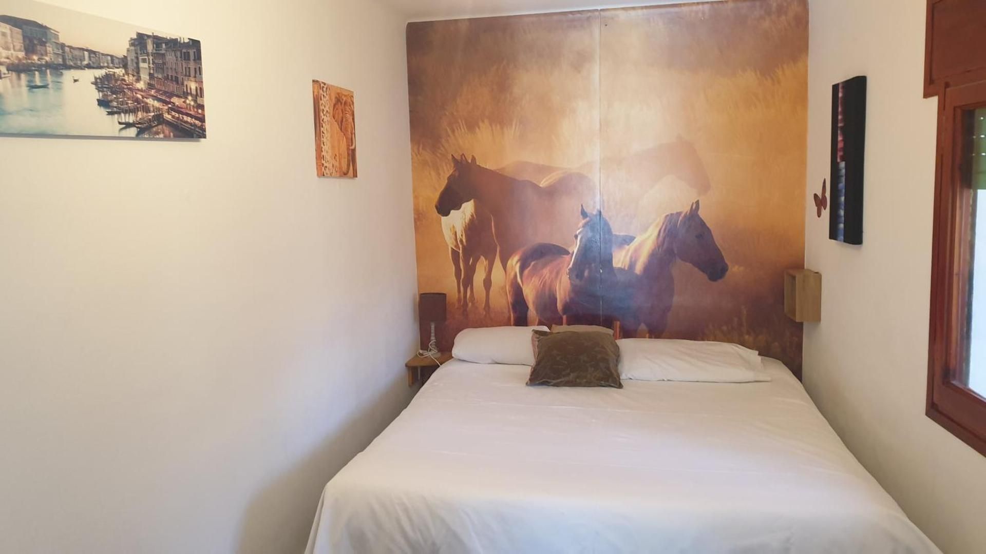 Residencia Aldosa Apartment with Mountain View