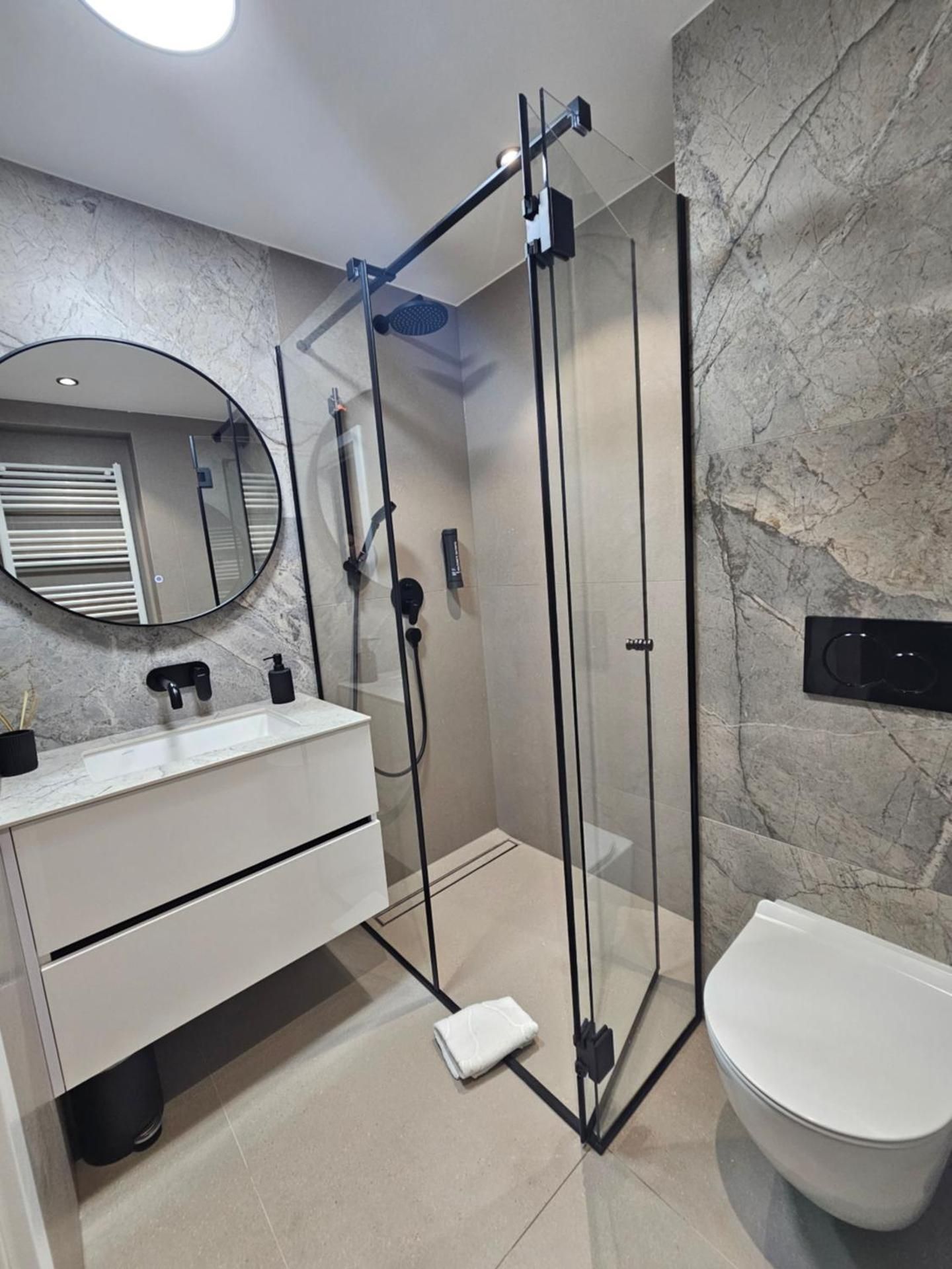 Apartment - Split Level