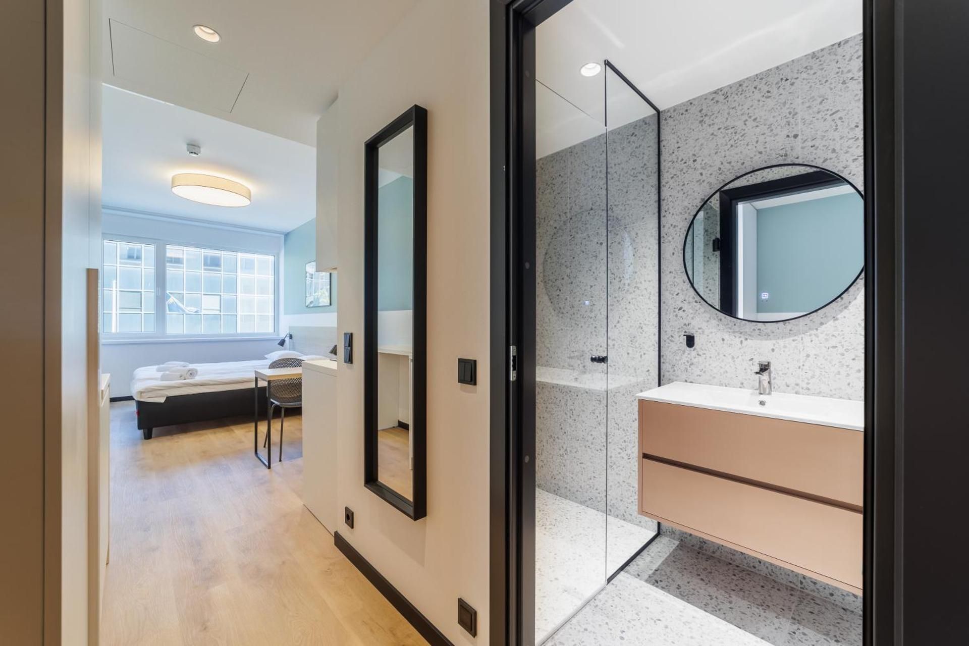 Studio Apartment