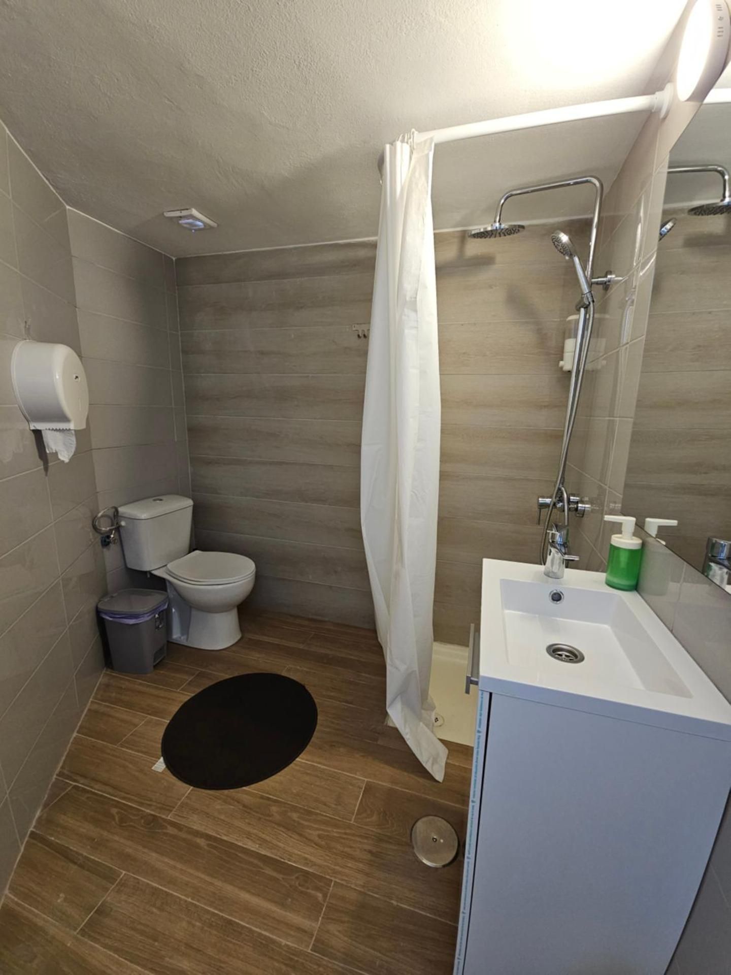Double Room with Private External Bathroom