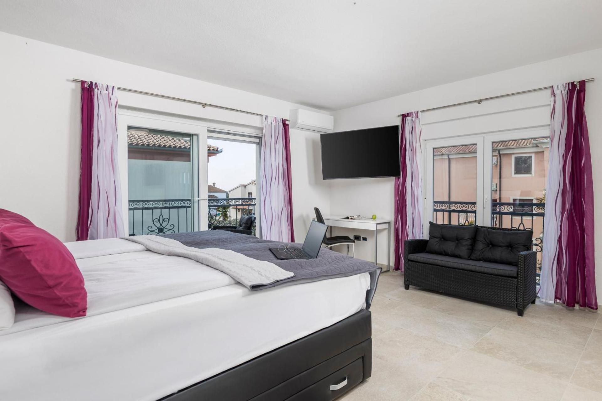 Studio with Balcony