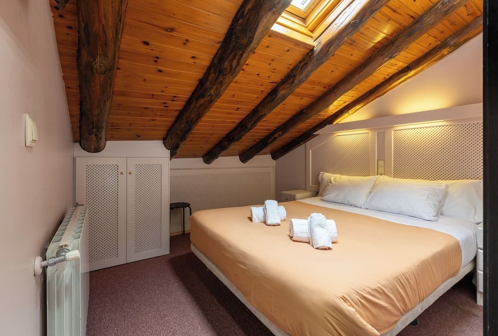 Hotel Micolau Classic Quadruple Room, Non Smoking, Tower 3