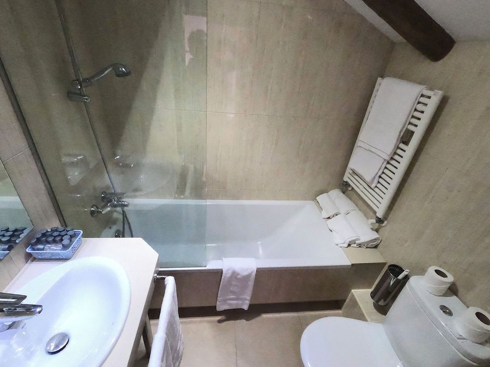 Hotel Micolau Classic Quadruple Room, Non Smoking, Tower 7