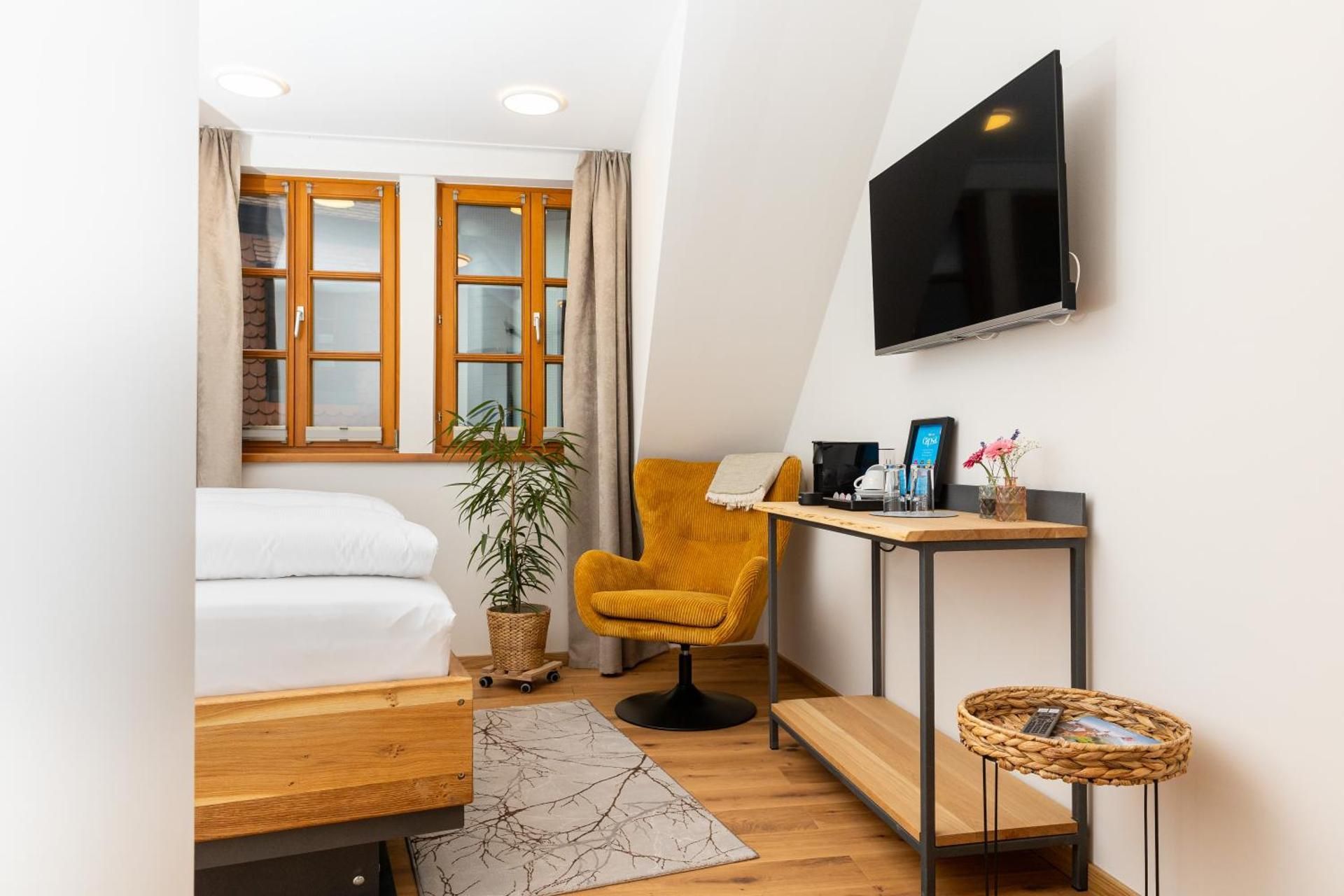Double Room with Private Bathroom