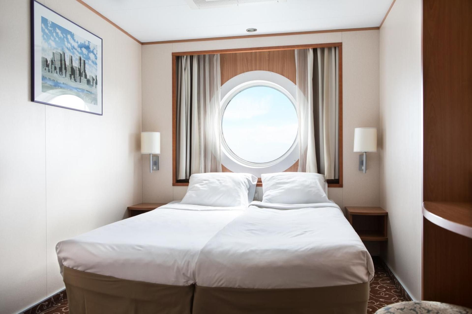 Deluxe Cabin