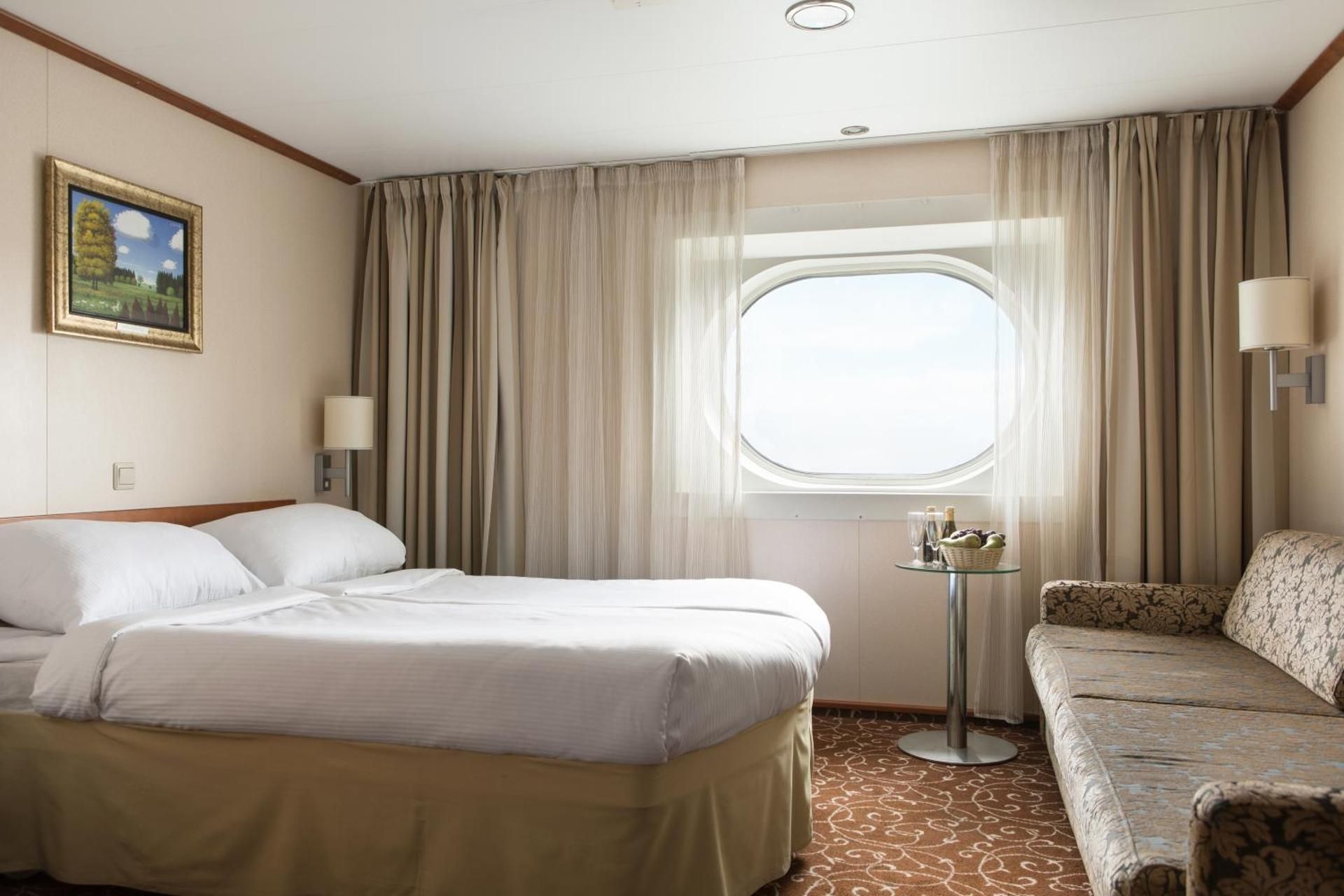 Deluxe Cabin