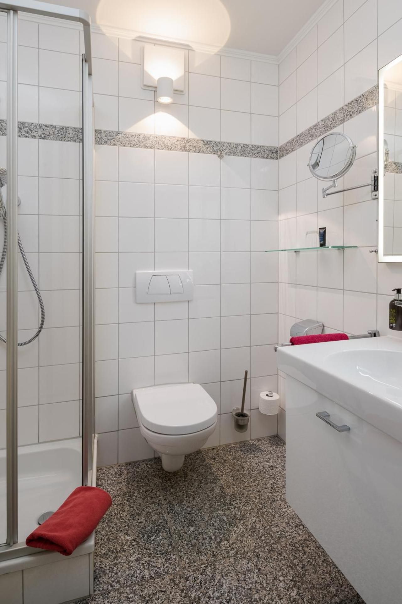 Standard Single Room with Shower