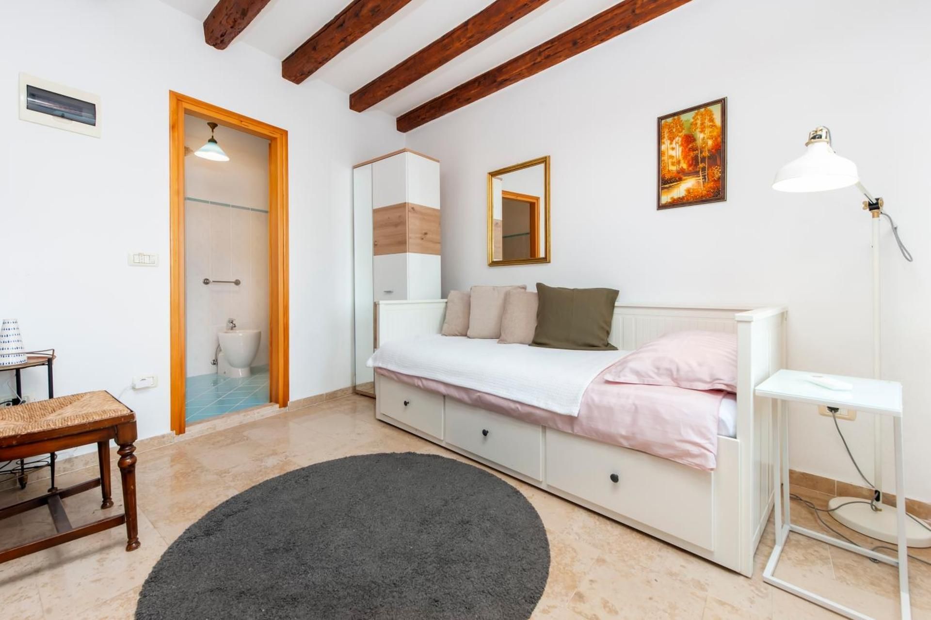 Revera Rooms
