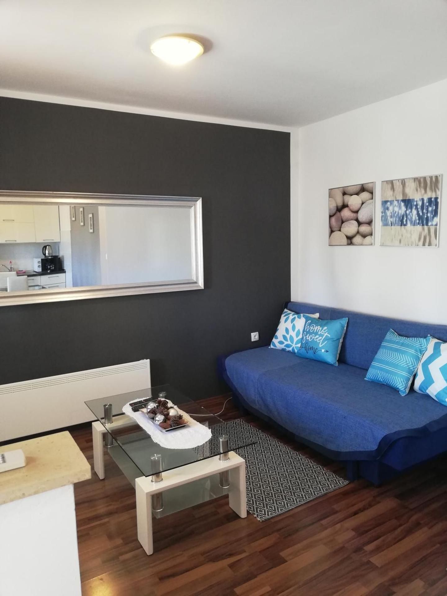 One-Bedroom Apartment with Balcony
