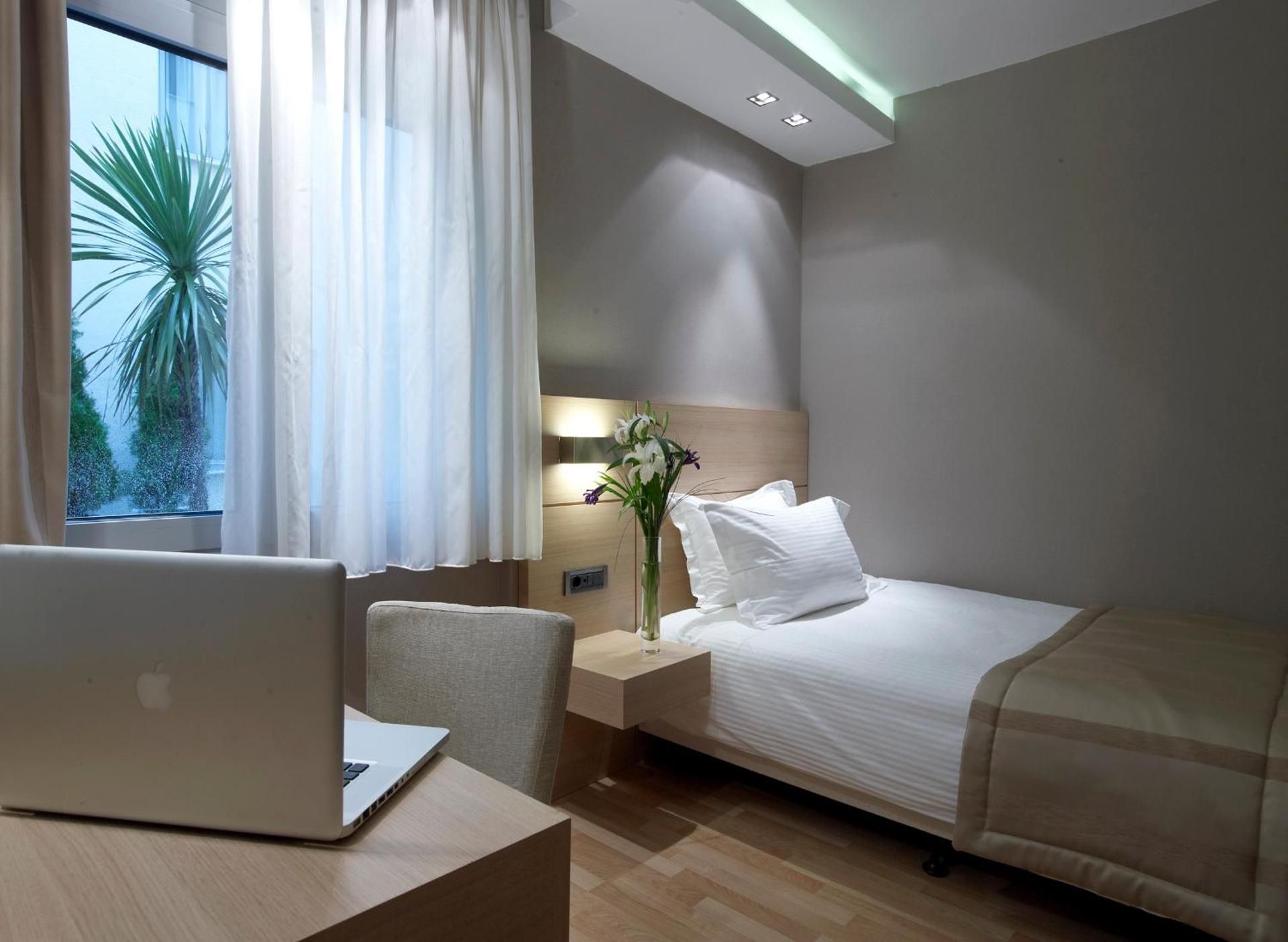 Economy Single Room
