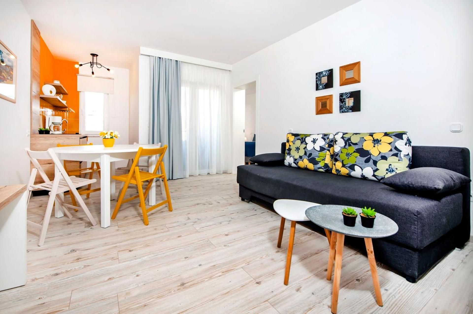 One-Bedroom Apartment with Balcony