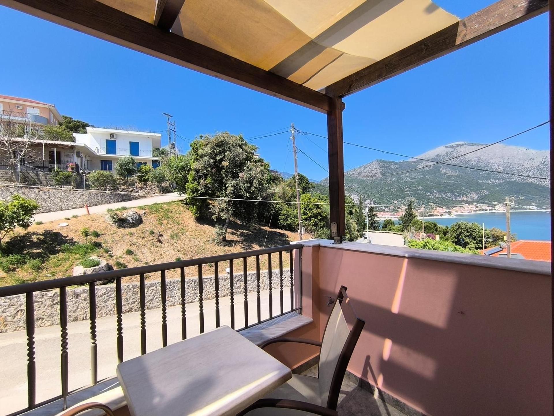 Double or Twin Room with Side Sea View