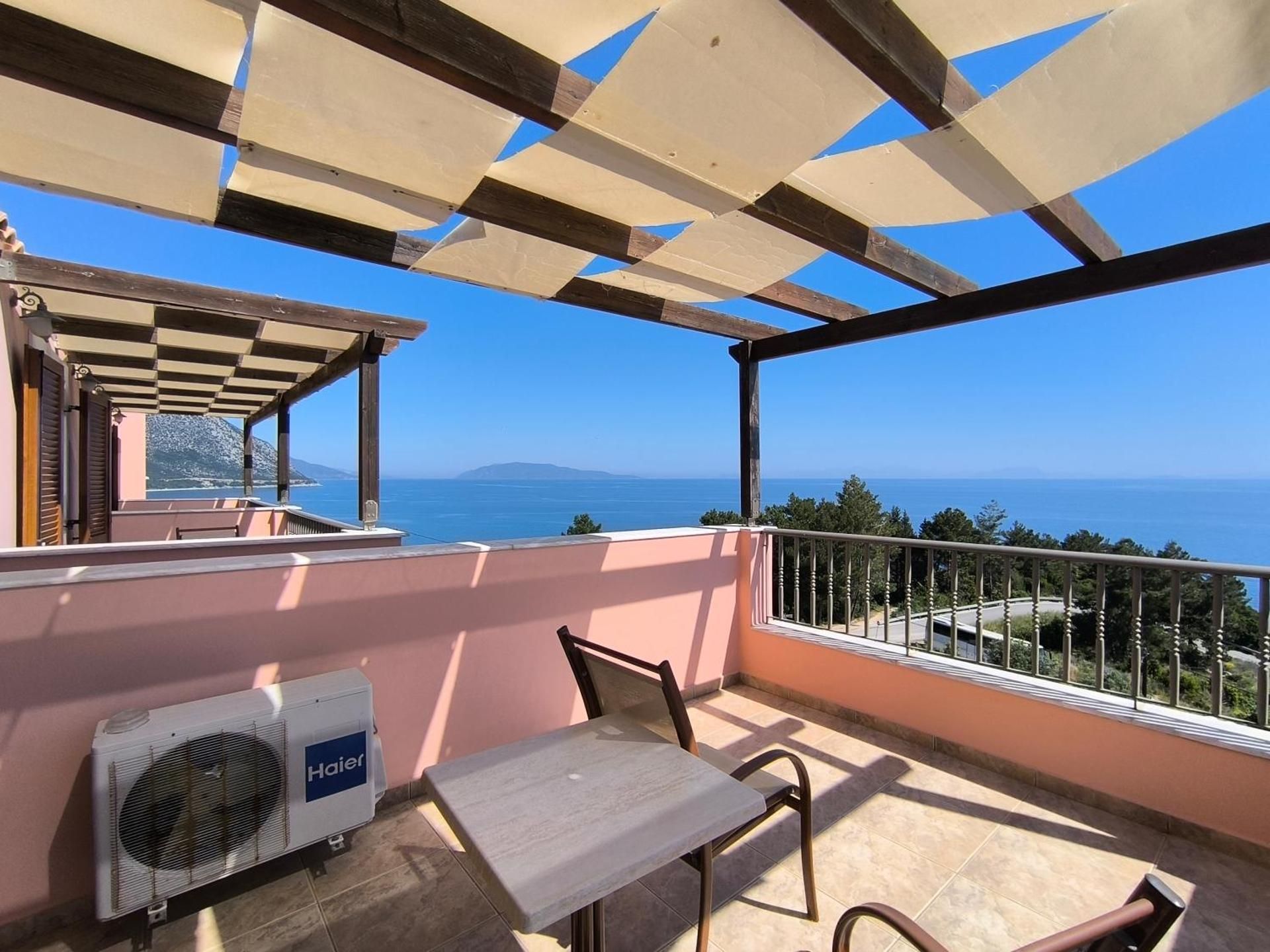 Family Room with Sea View