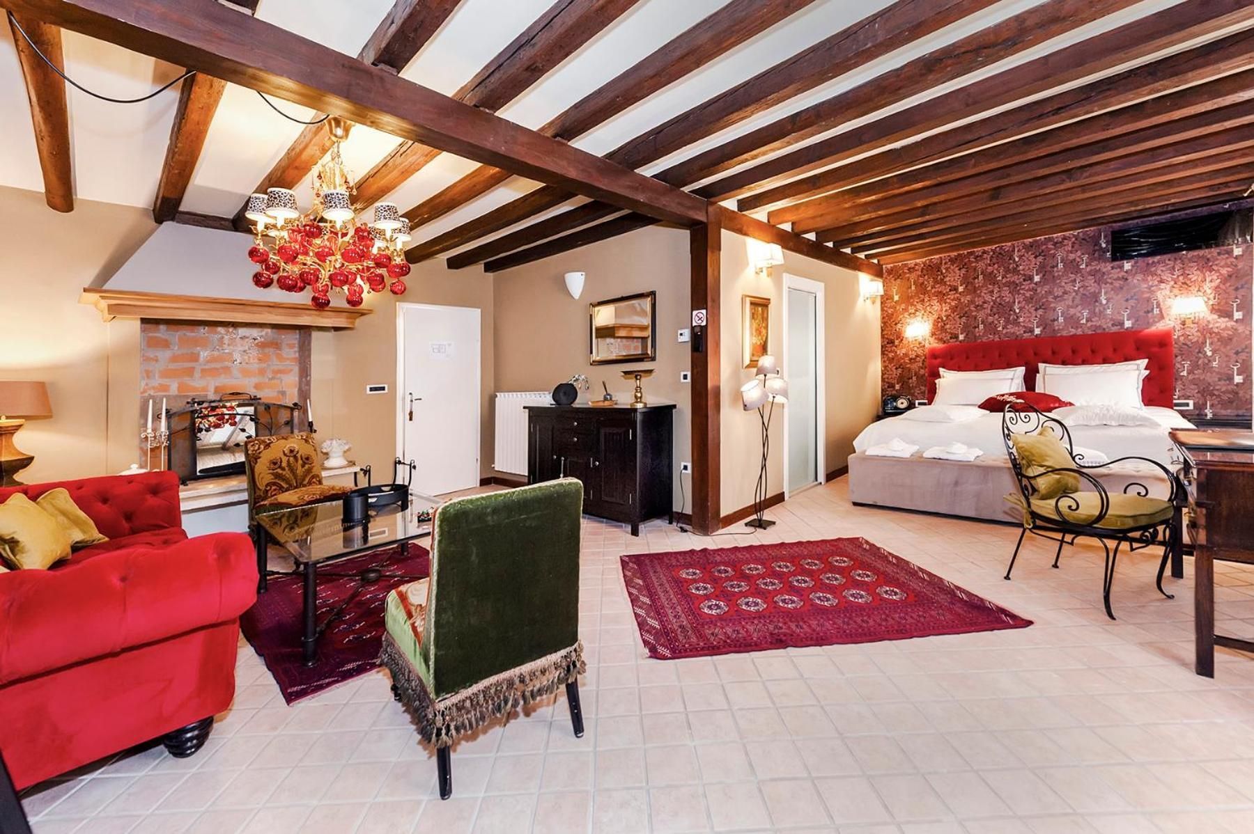 Large Double Room
