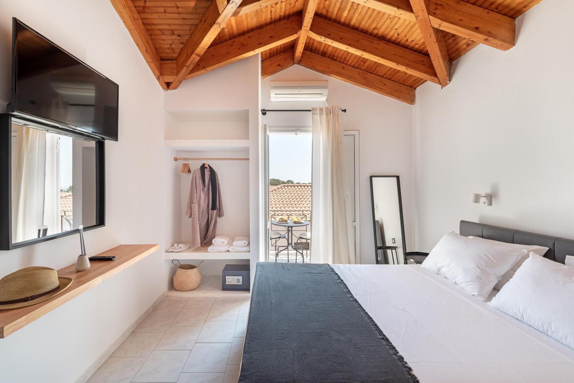 Superior Room with Sea View