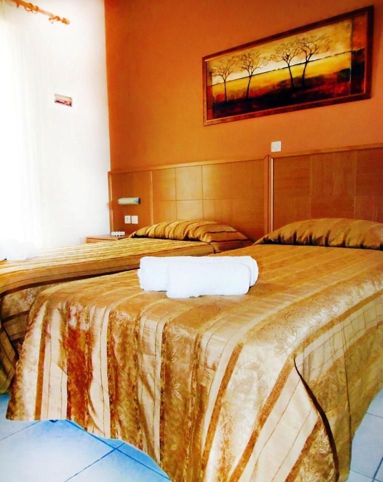 One-Bedroom Apartment (2 Adults)