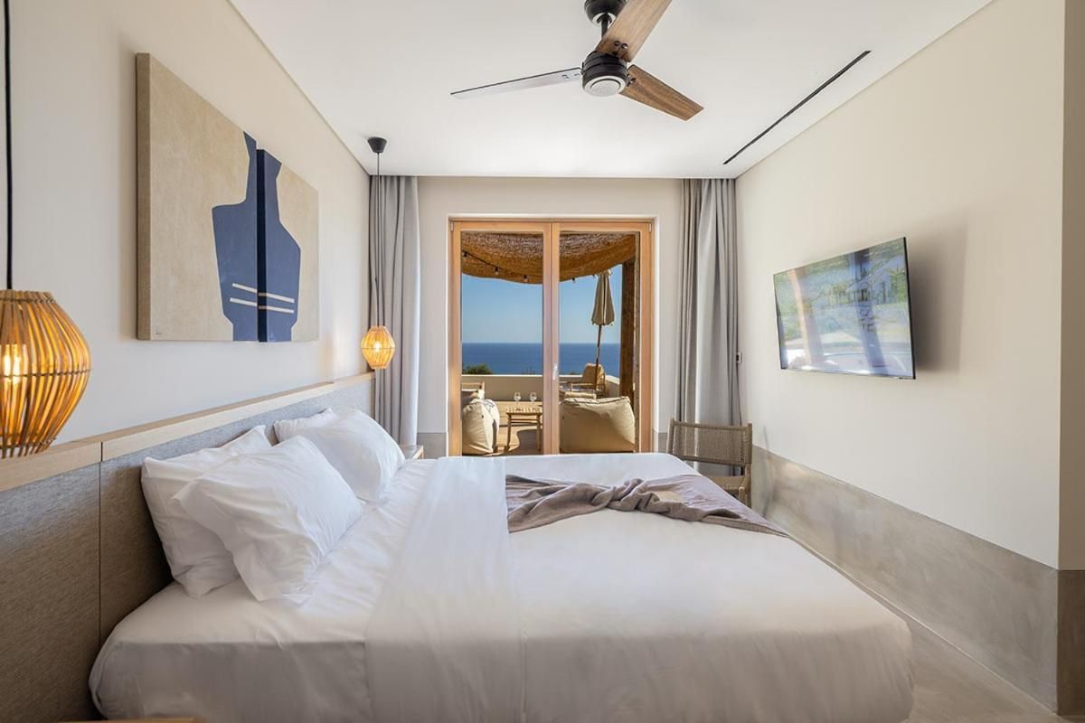 Eliamos Sea View Three Bedroom Villa with Outdoor Private Pool