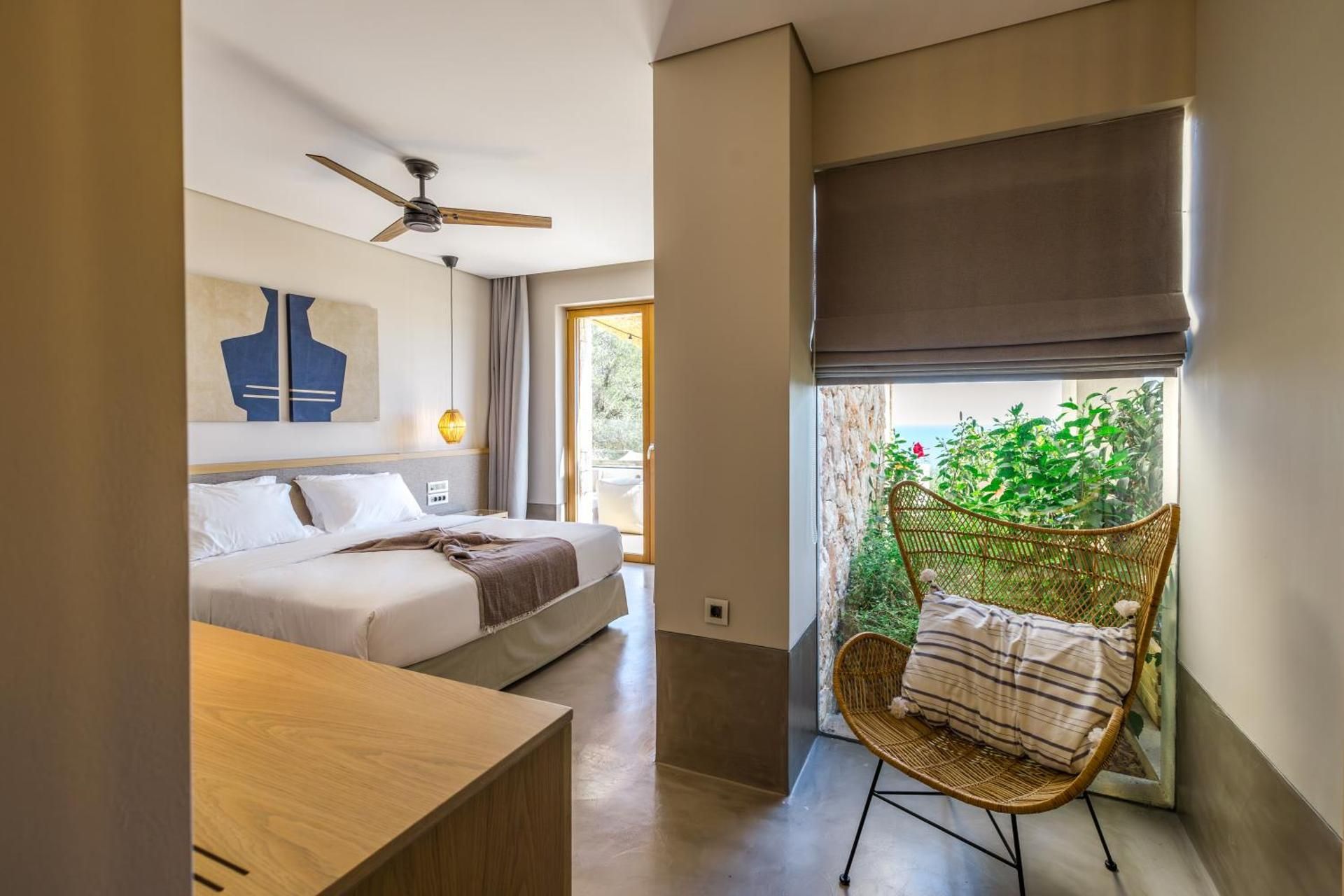 Ammos Sea View Suite with Hot Tub