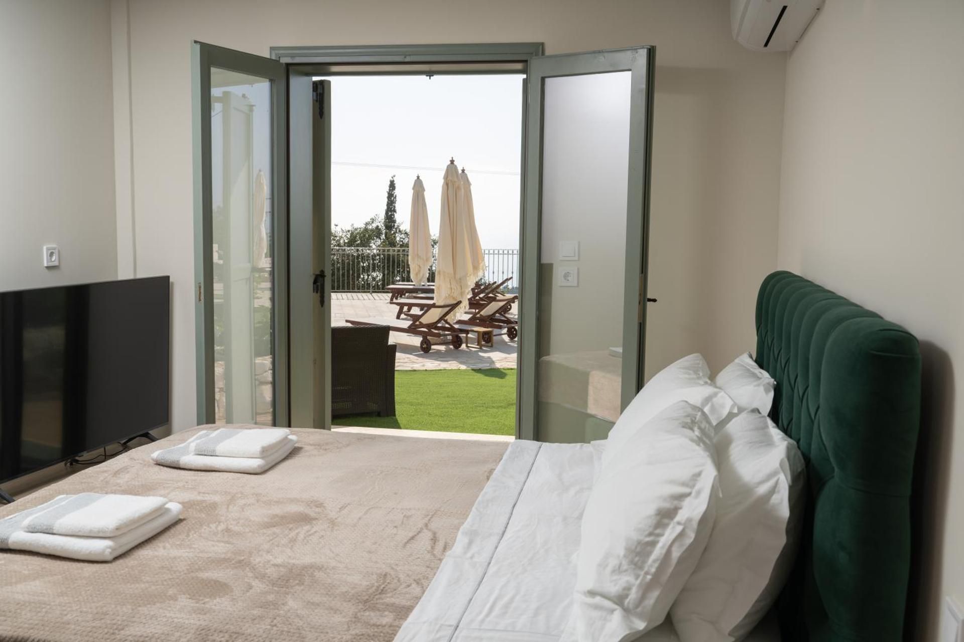 Deluxe Double Room with Sea View