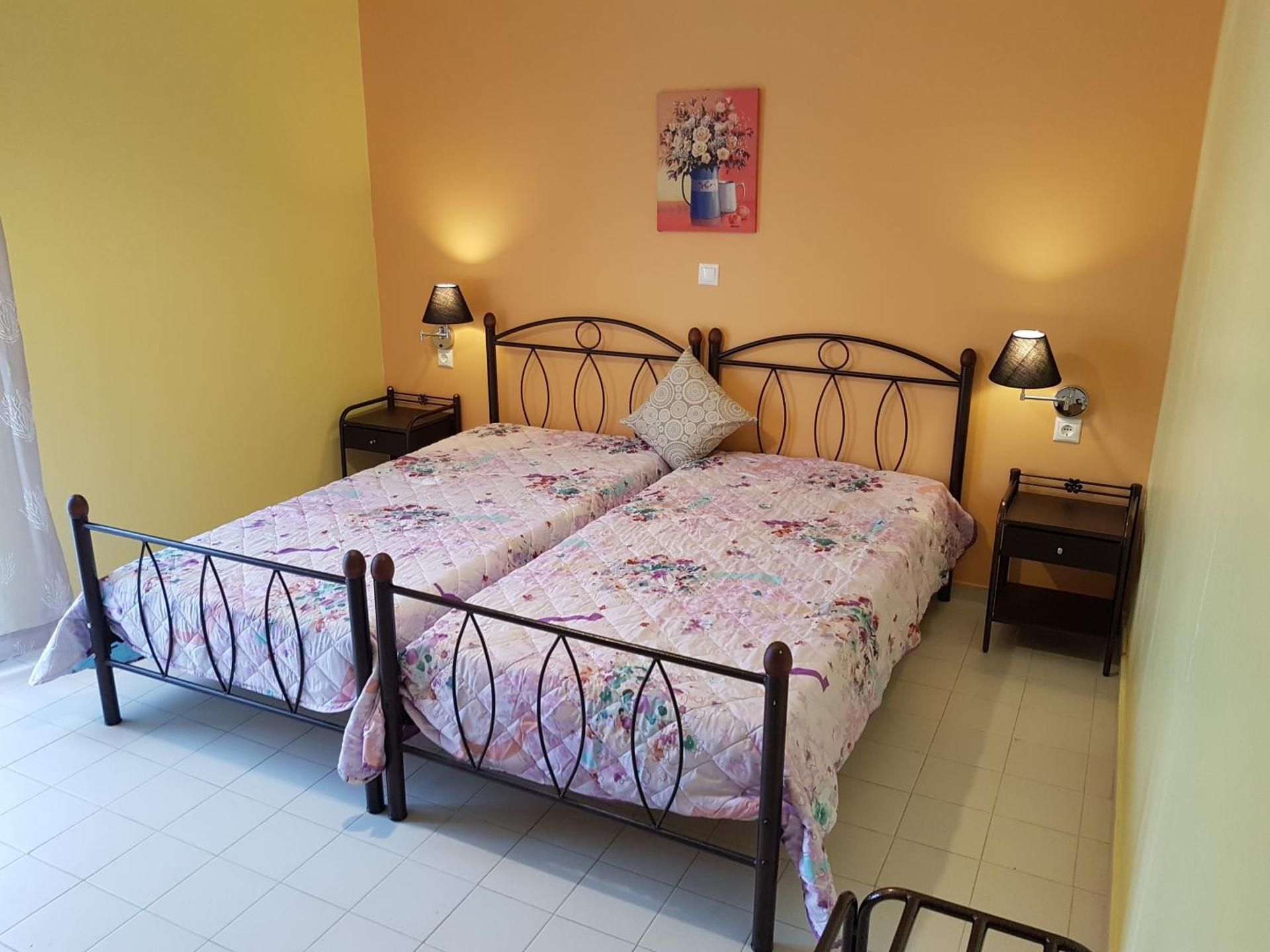 Apartment (4 Adults)
