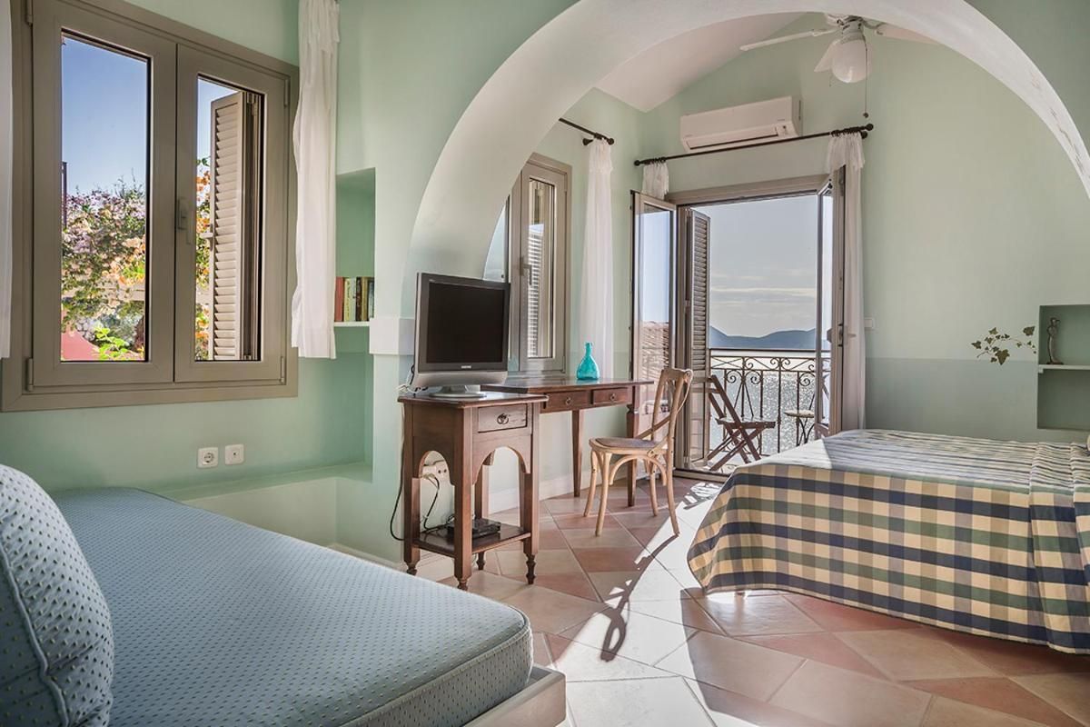 Suite with Balcony