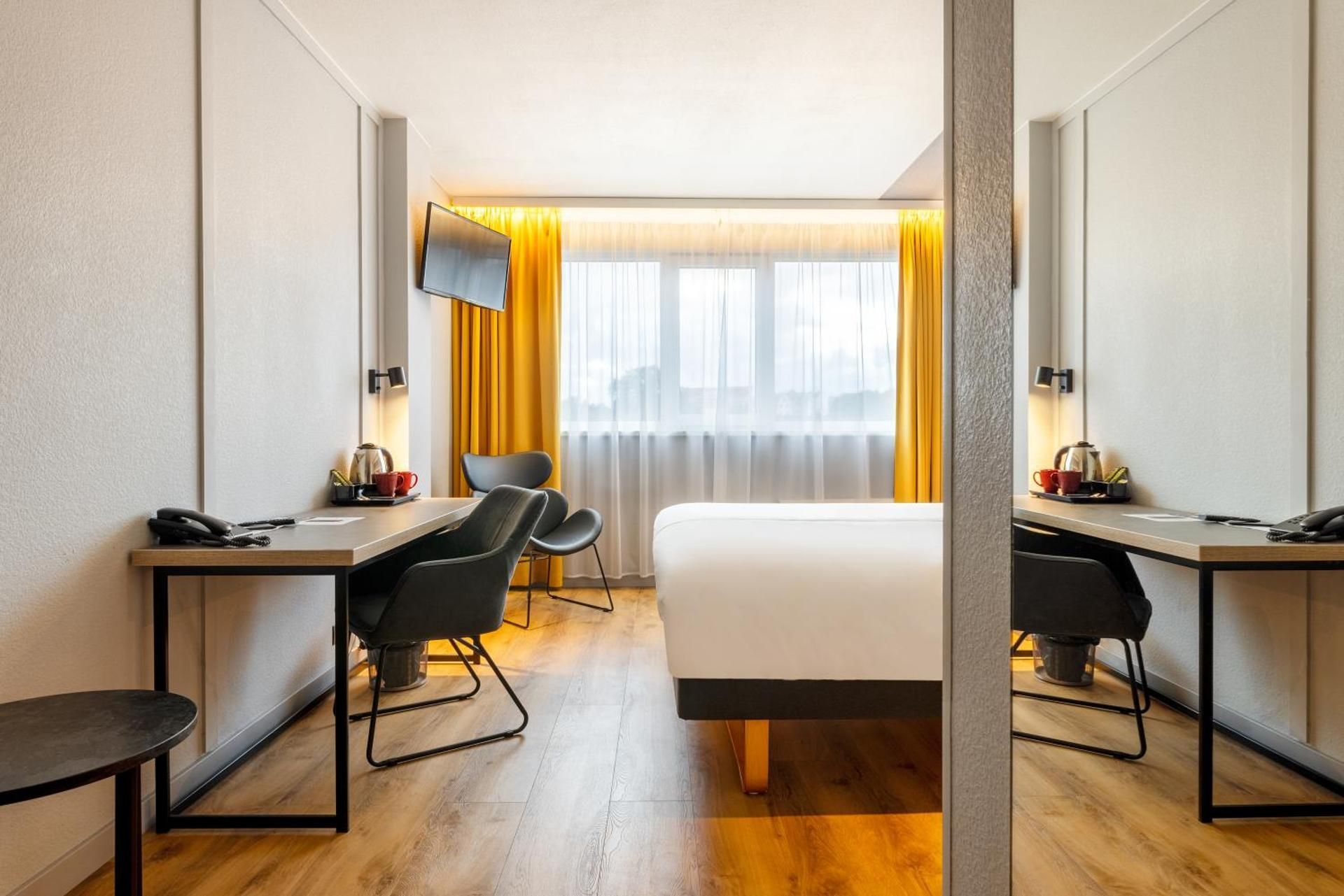 Premium Double or Twin Room with Old Town View