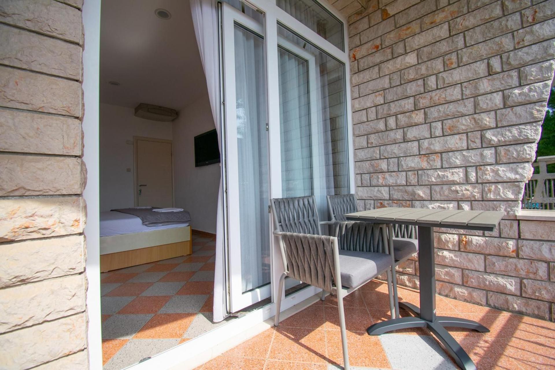 Studio with Balcony