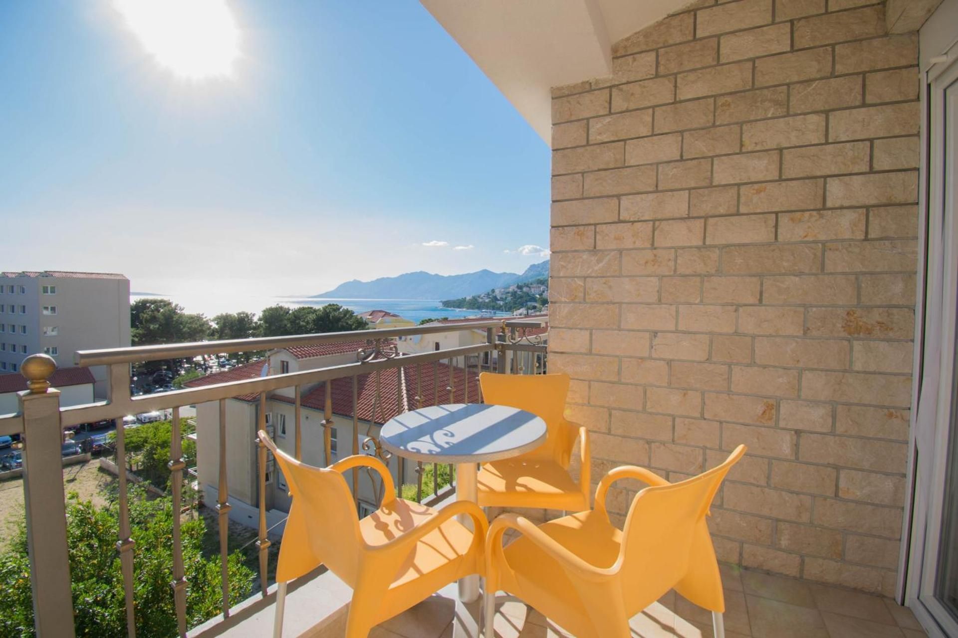 Apartment with Balcony