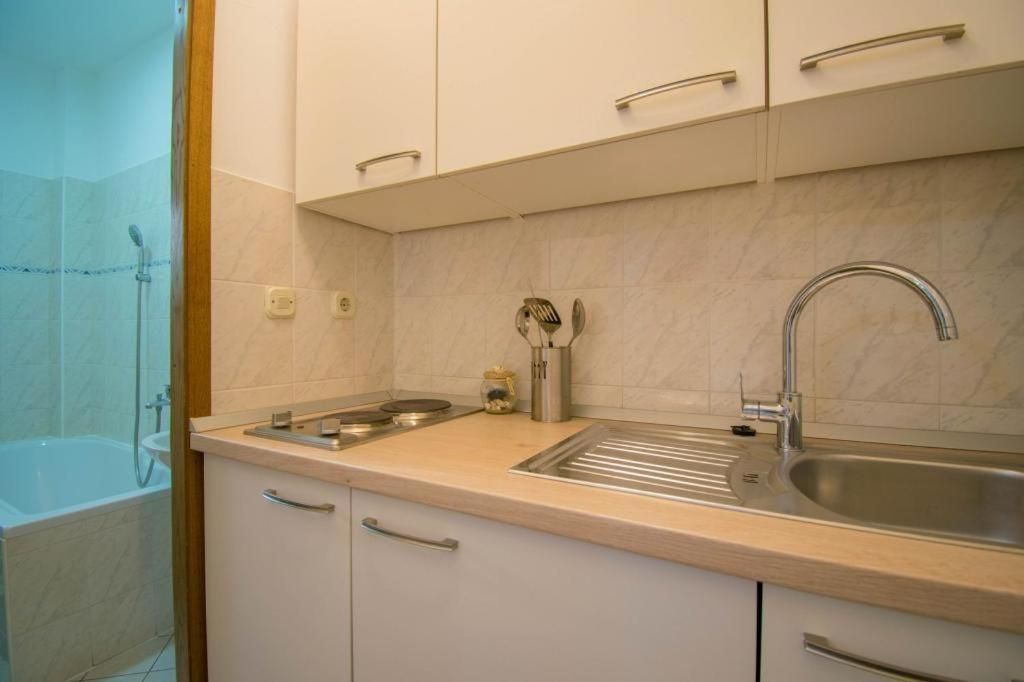 One-Bedroom Apartment with Balcony