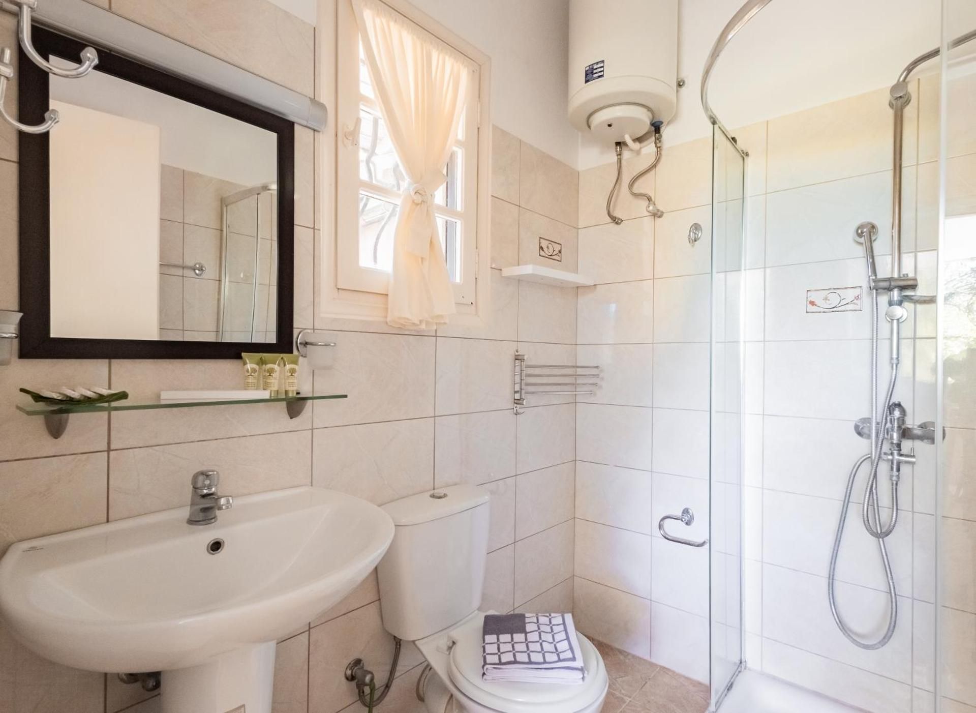Comfort Quadruple Room