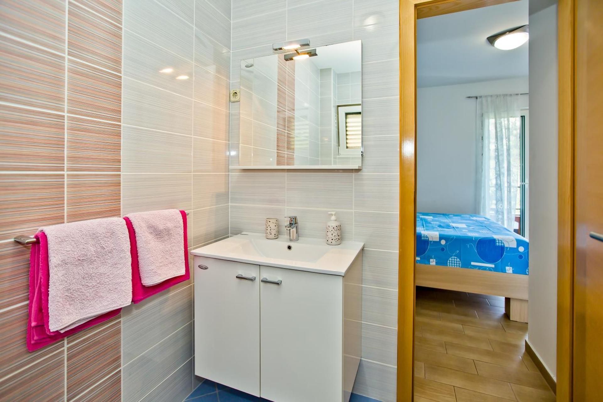 Two-Bedroom Apartment with Terrace with Sea View