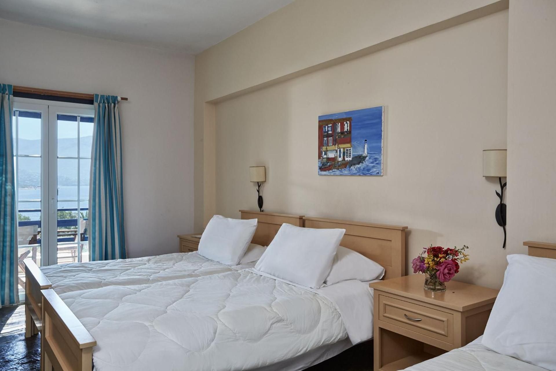 Double or Twin Room with Side Sea View
