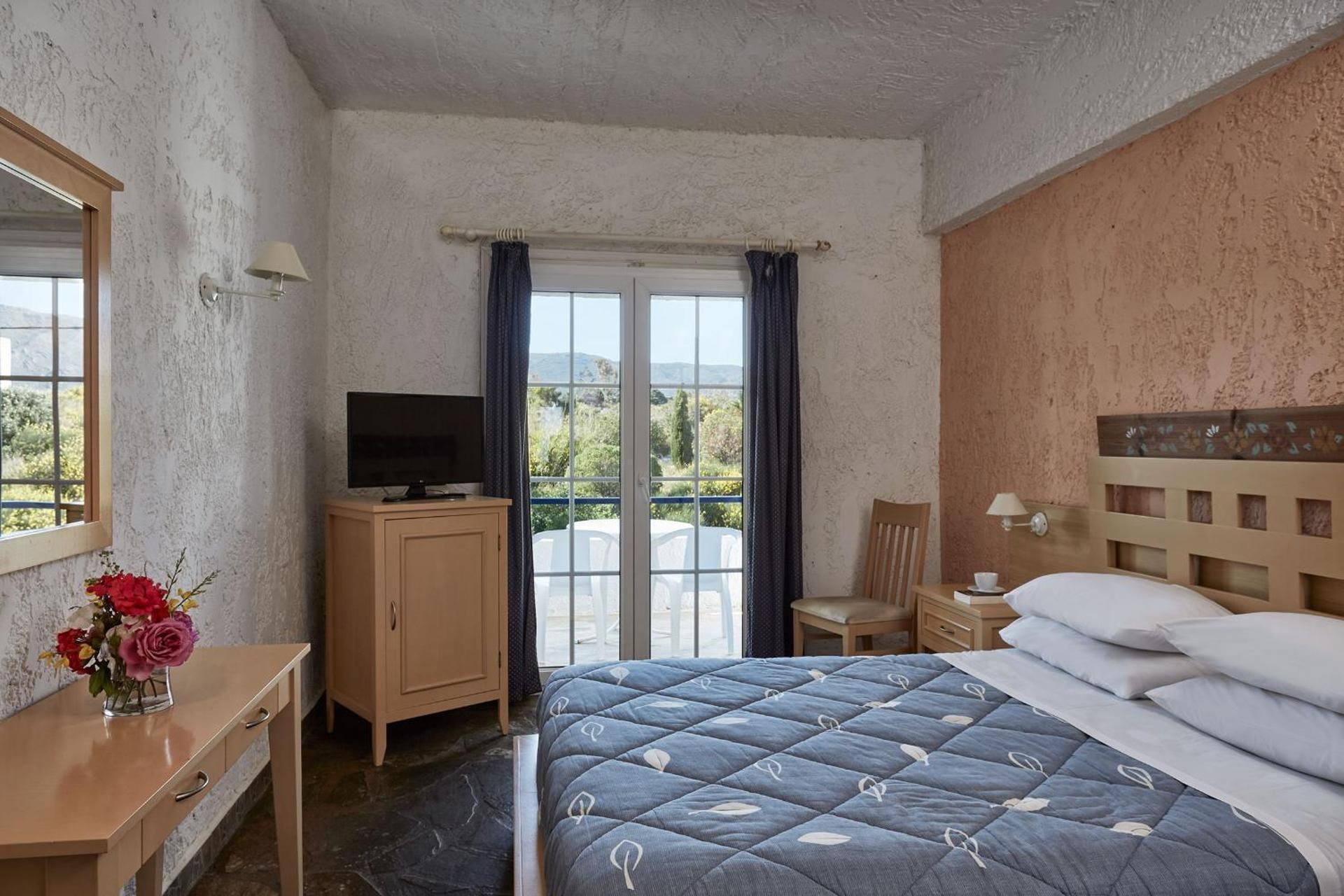 Double Room with Mountain View