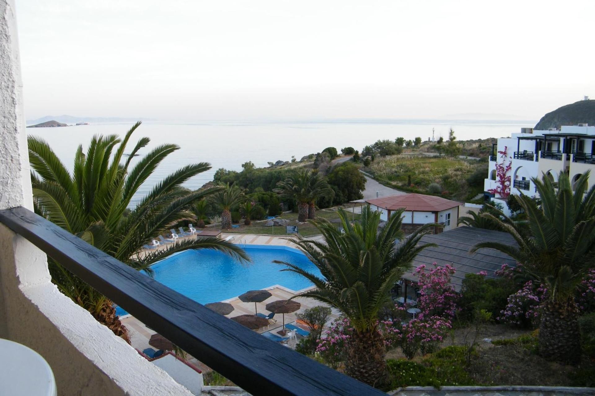 Double or Twin Room with Side Sea View